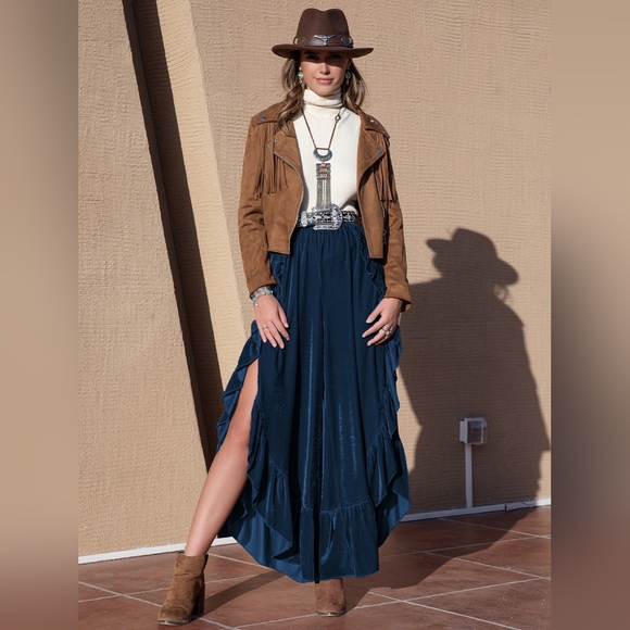 Slit Ruffled Wide Leg Pants - Picture 8 of 10